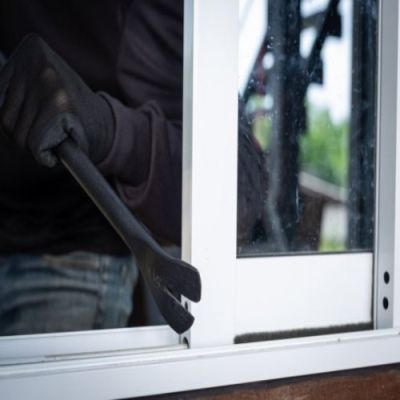 Come riescono ad entrare in casa i ladri Milano